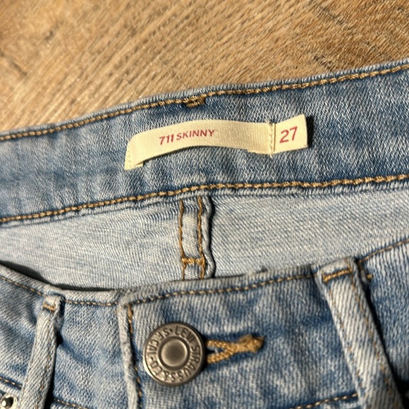 Levi’s 711 Skinny Women’s Jeans - Picture 4 of 9